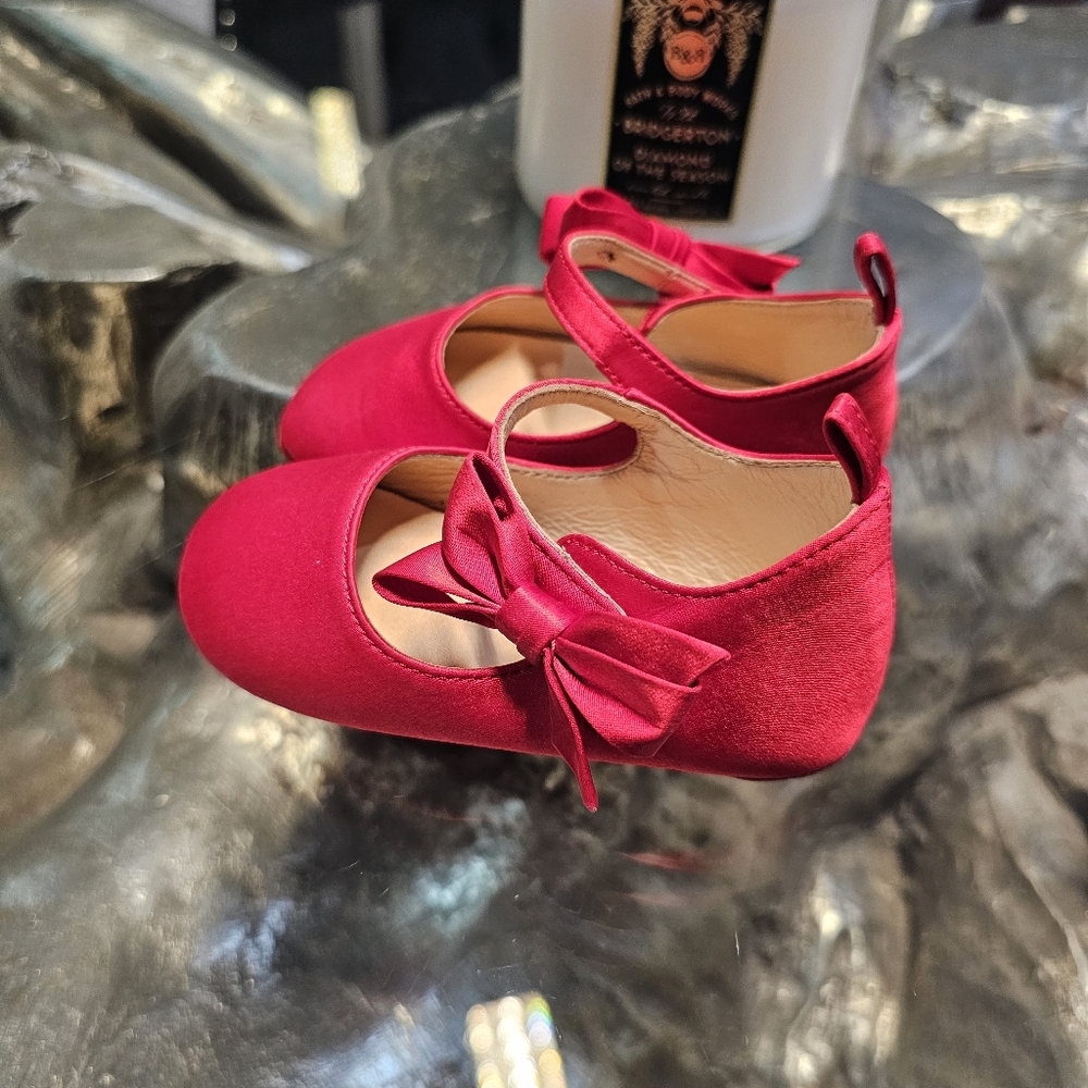 Christian Louboutin Girls Lou Satin Bow Ballet Flats baby